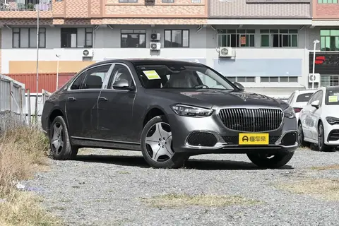 迈巴赫S级：内饰评测，顶级豪华的尊享体验